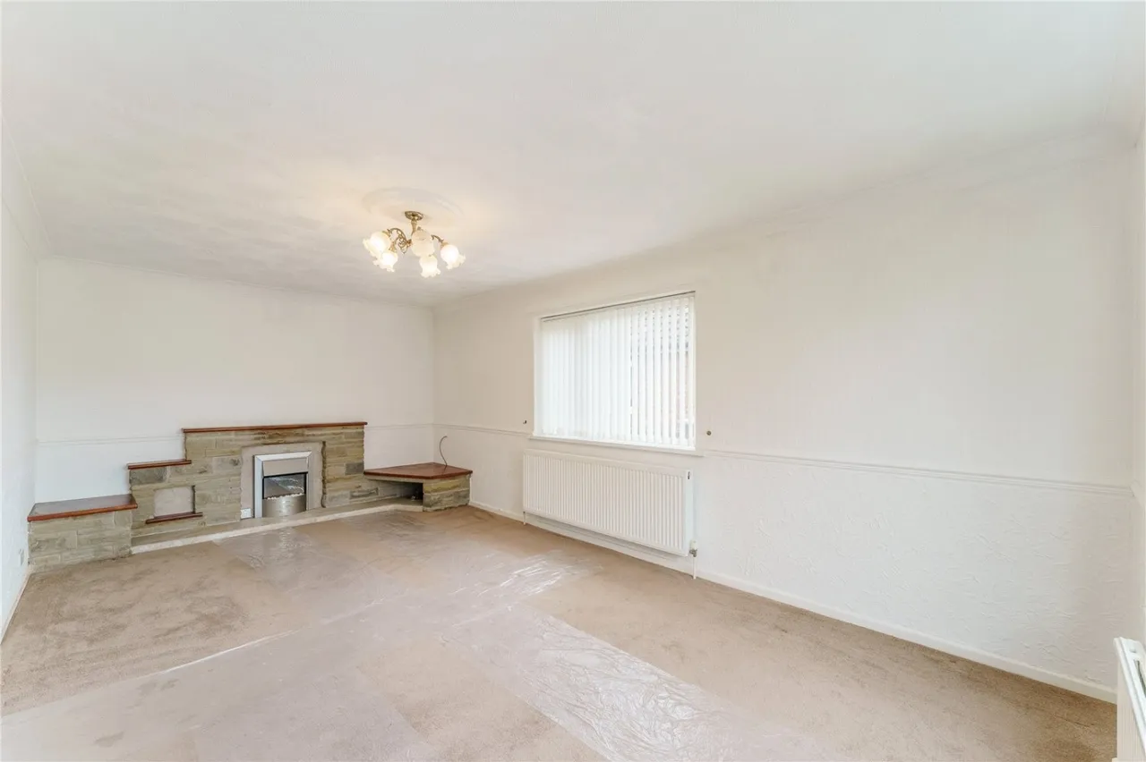 Clayton Holt, South Kirkby, WF9, photo 19