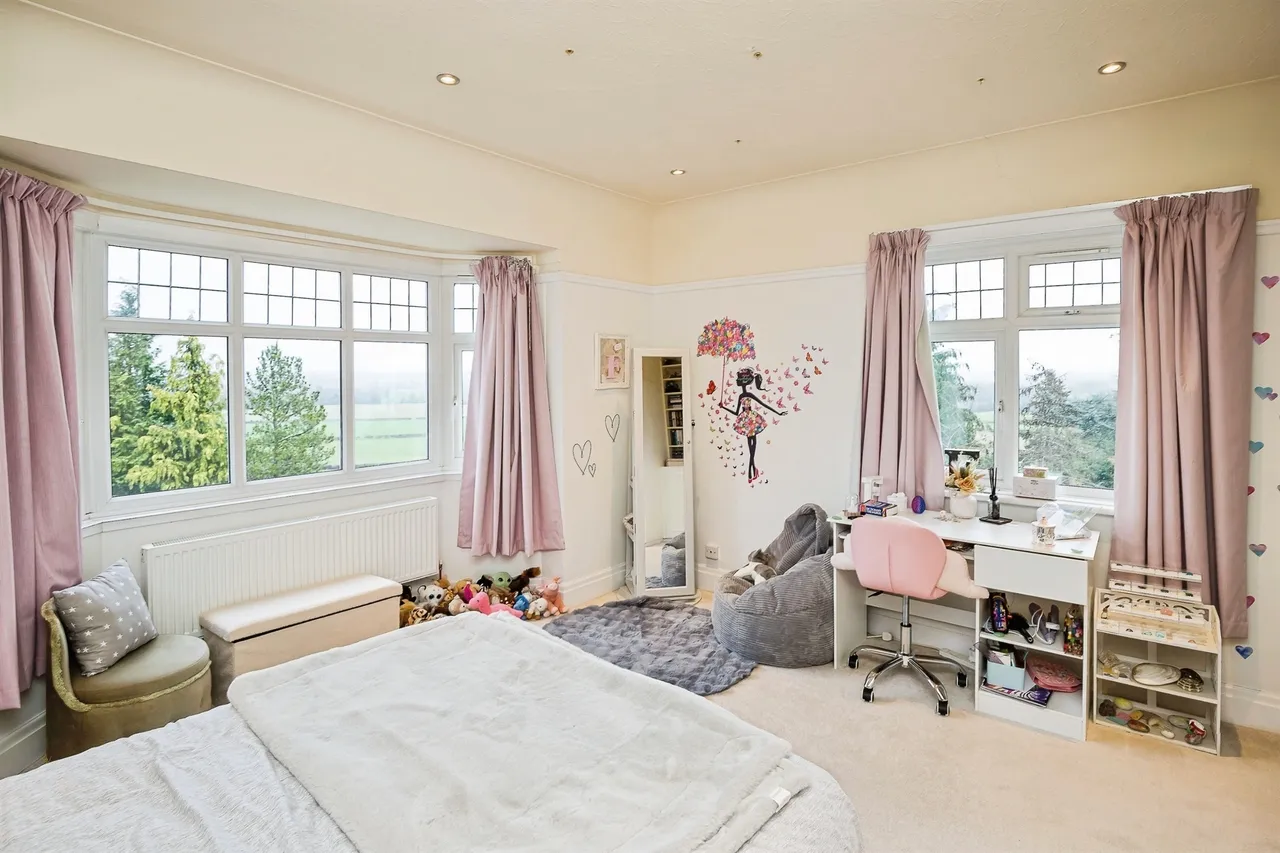 Beech Lane, Marford, LL12, photo 31