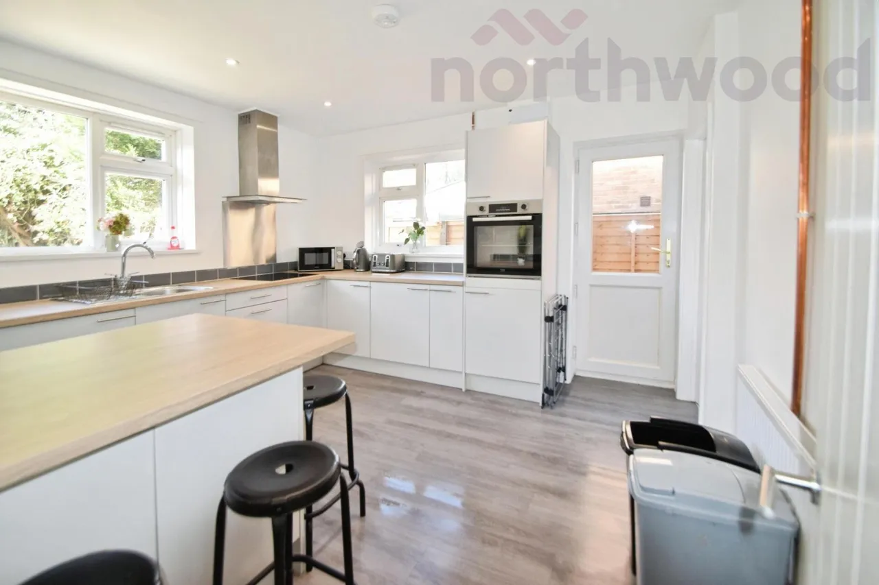 Beverley Road, Student, NR5, photo 5