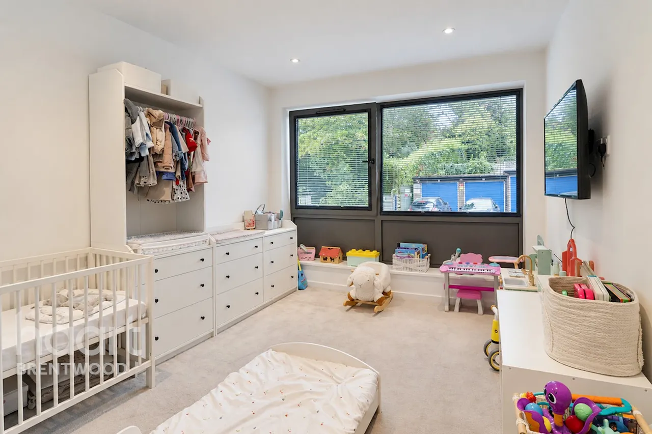 Hubert Road, Brentwood, CM14, photo 12