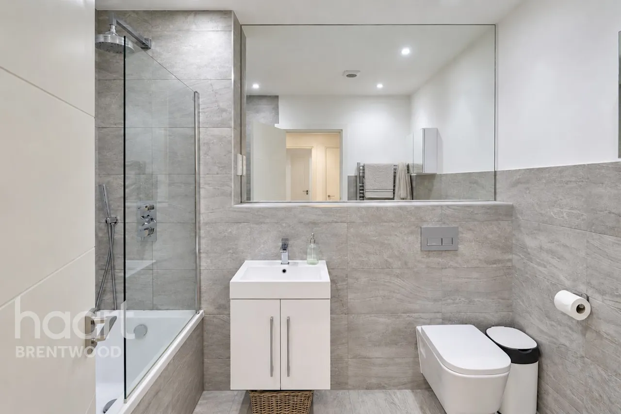 Hubert Road, Brentwood, CM14, photo 10