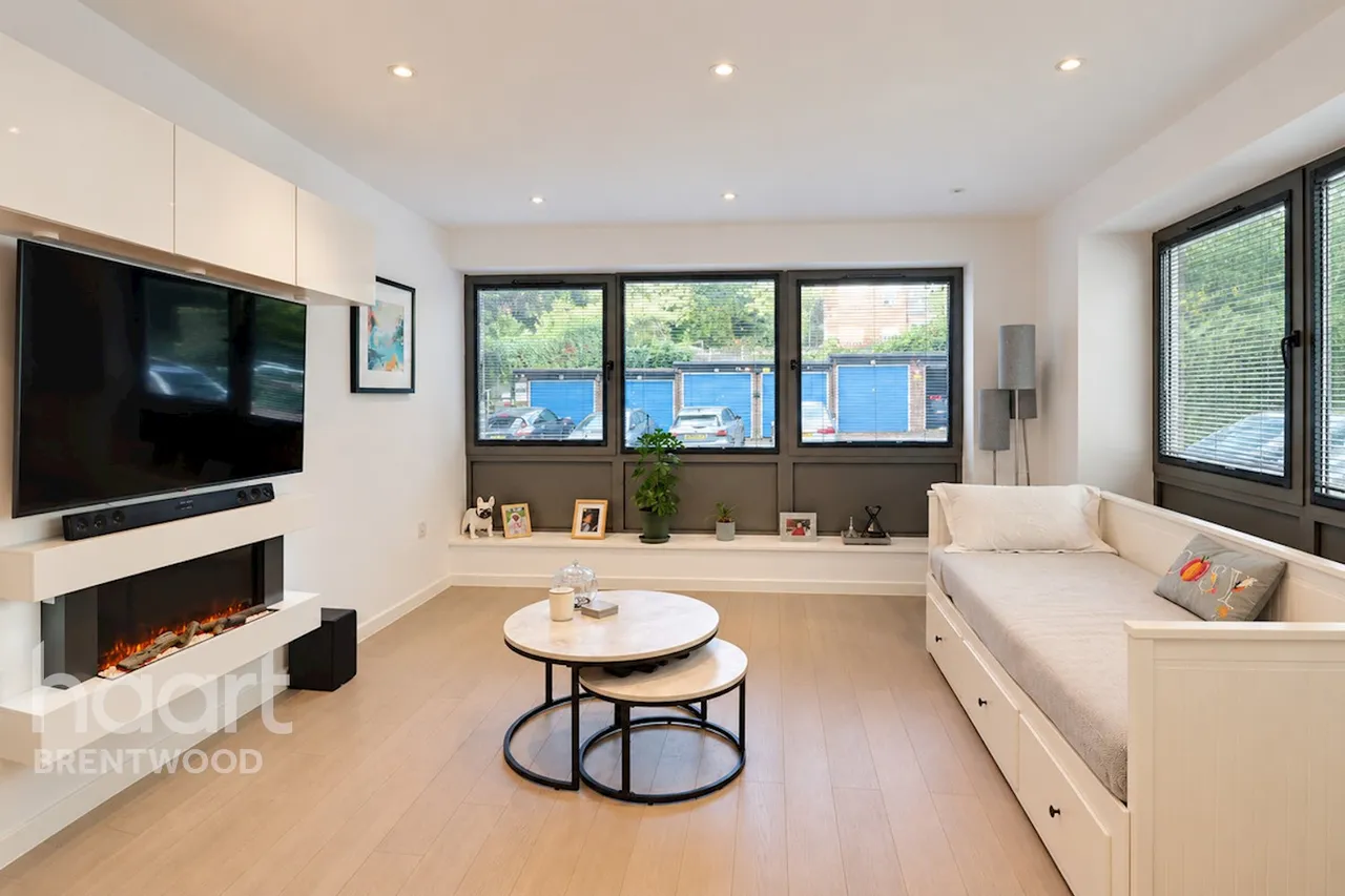 Hubert Road, Brentwood, CM14, photo 5