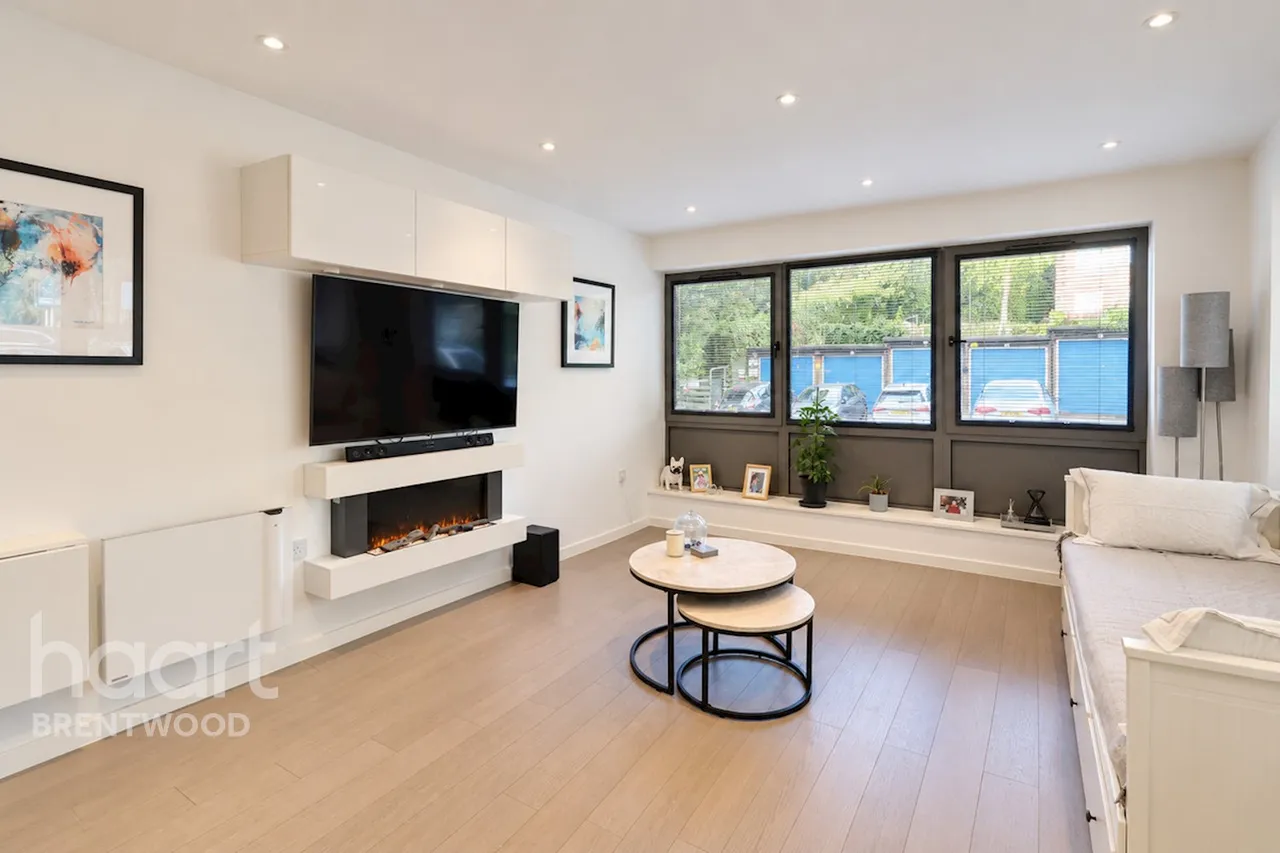 Hubert Road, Brentwood, CM14, photo 6