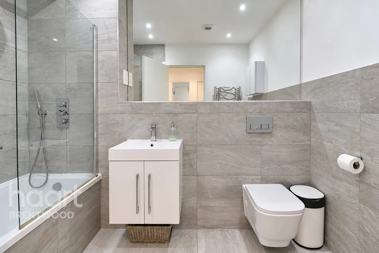 Hubert Road, Brentwood, CM14, photo 8