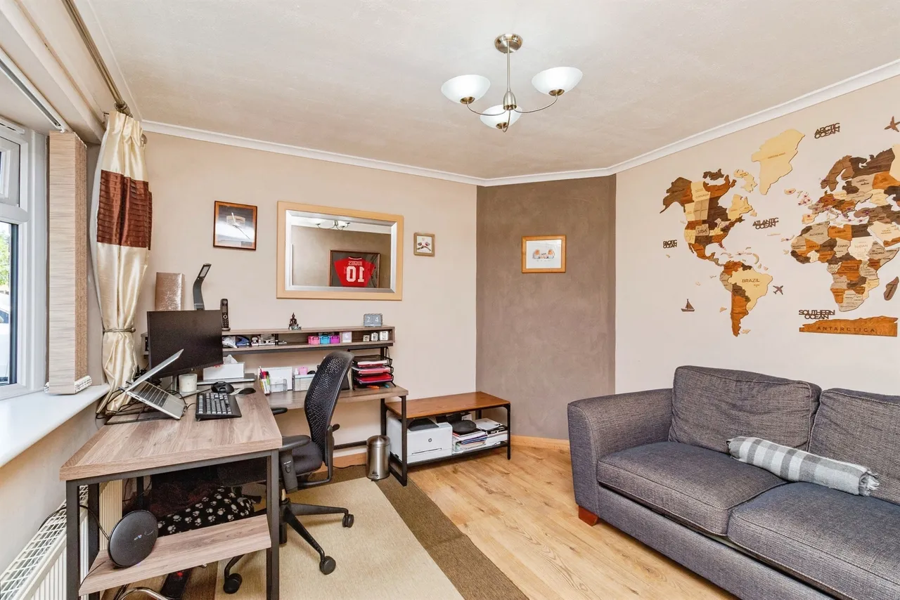 Lea Road, Hixon, ST18, photo 7