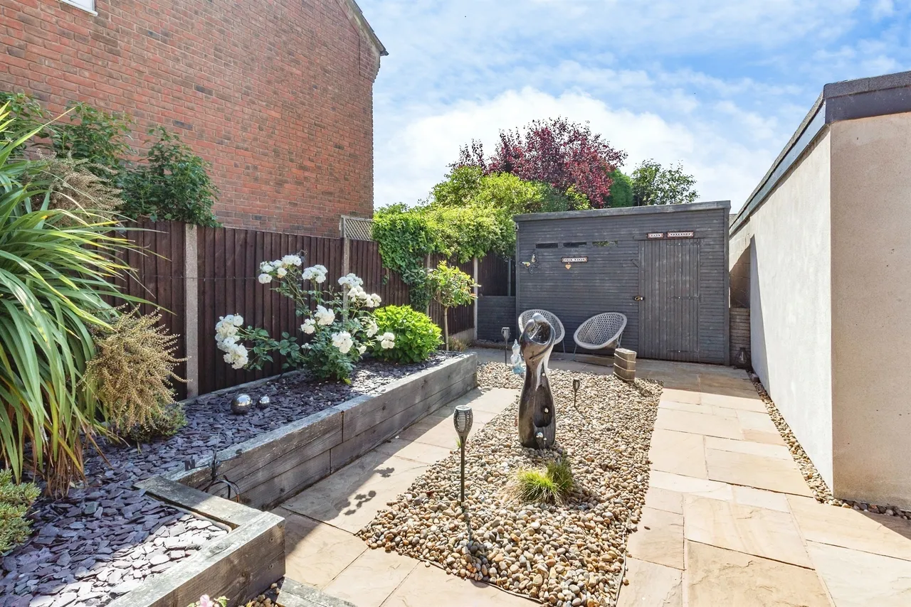 Lea Road, Hixon, ST18, photo 15