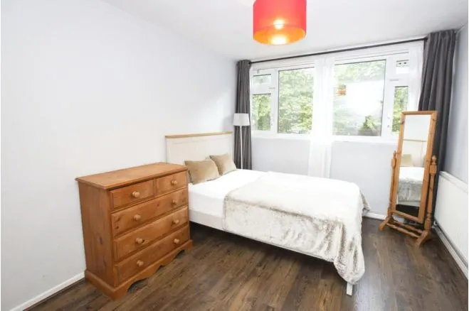 Glengarnock Avenue, London, E14, photo 5