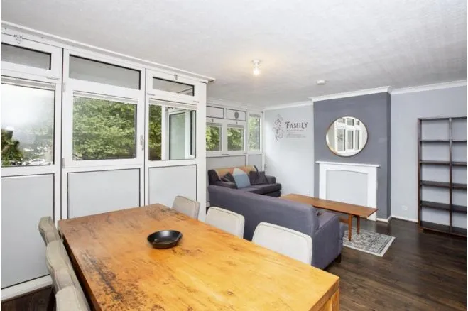 Glengarnock Avenue, London, E14, photo 2