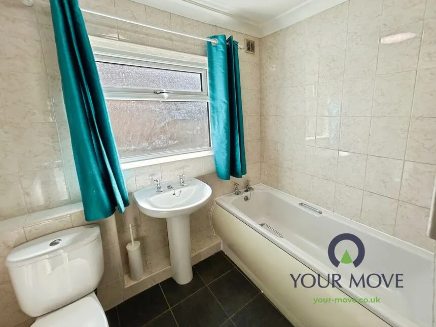 Pond Street, Barnsley, S70, photo 2