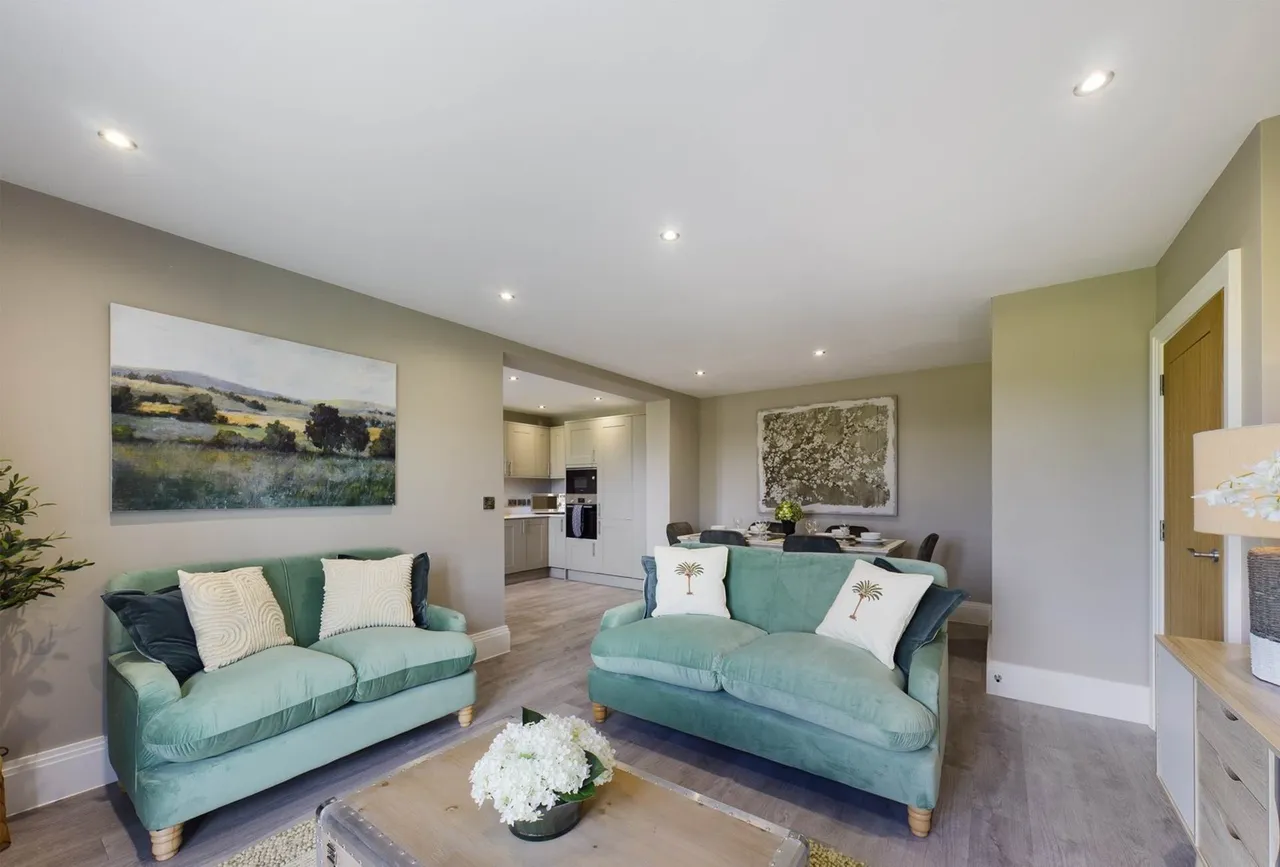 Windrush Heighs, Windrush, OX18 4DL, photo 2