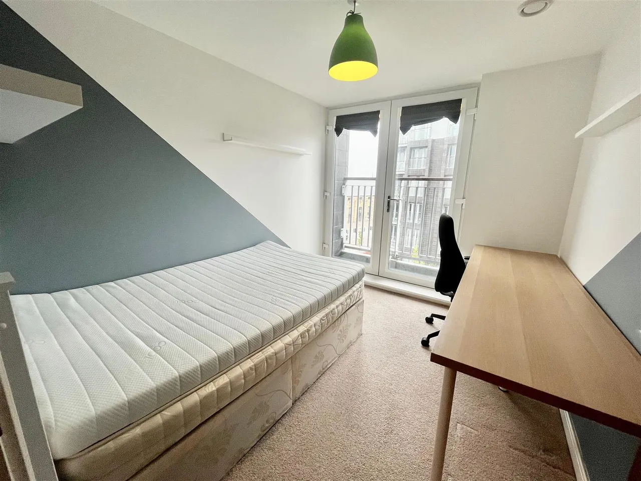 Worsdell Drive, Gateshead, photo 13