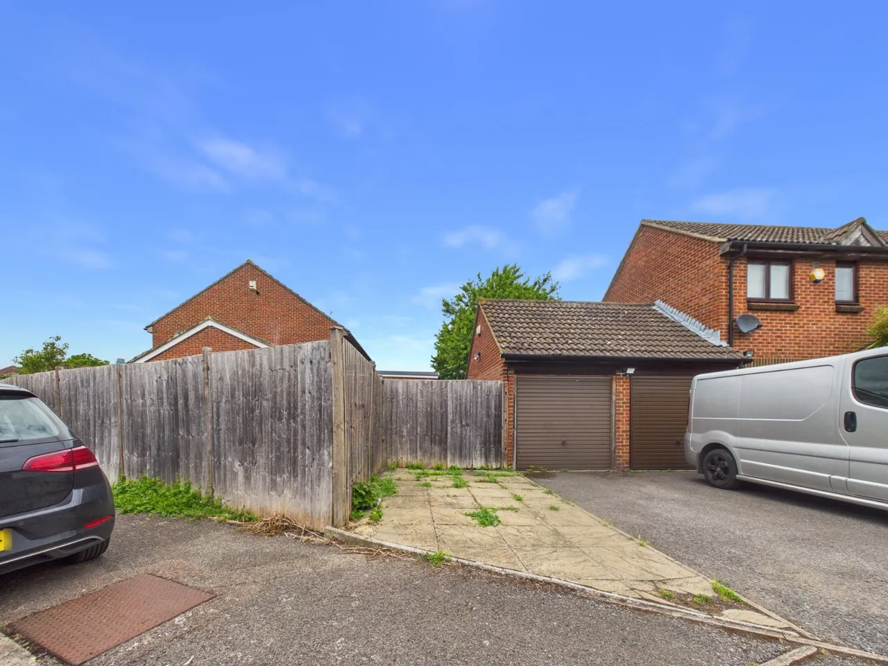Colnbrook, Berkshire, photo 12