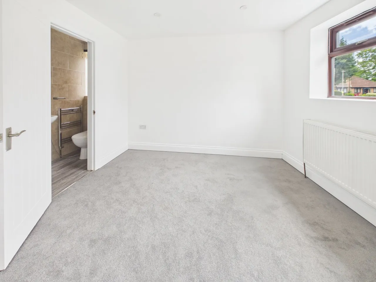 Colnbrook, Berkshire, photo 10