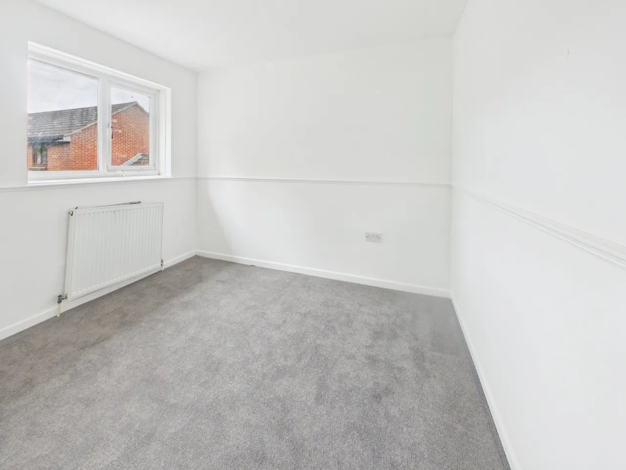 Colnbrook, Berkshire, photo 7