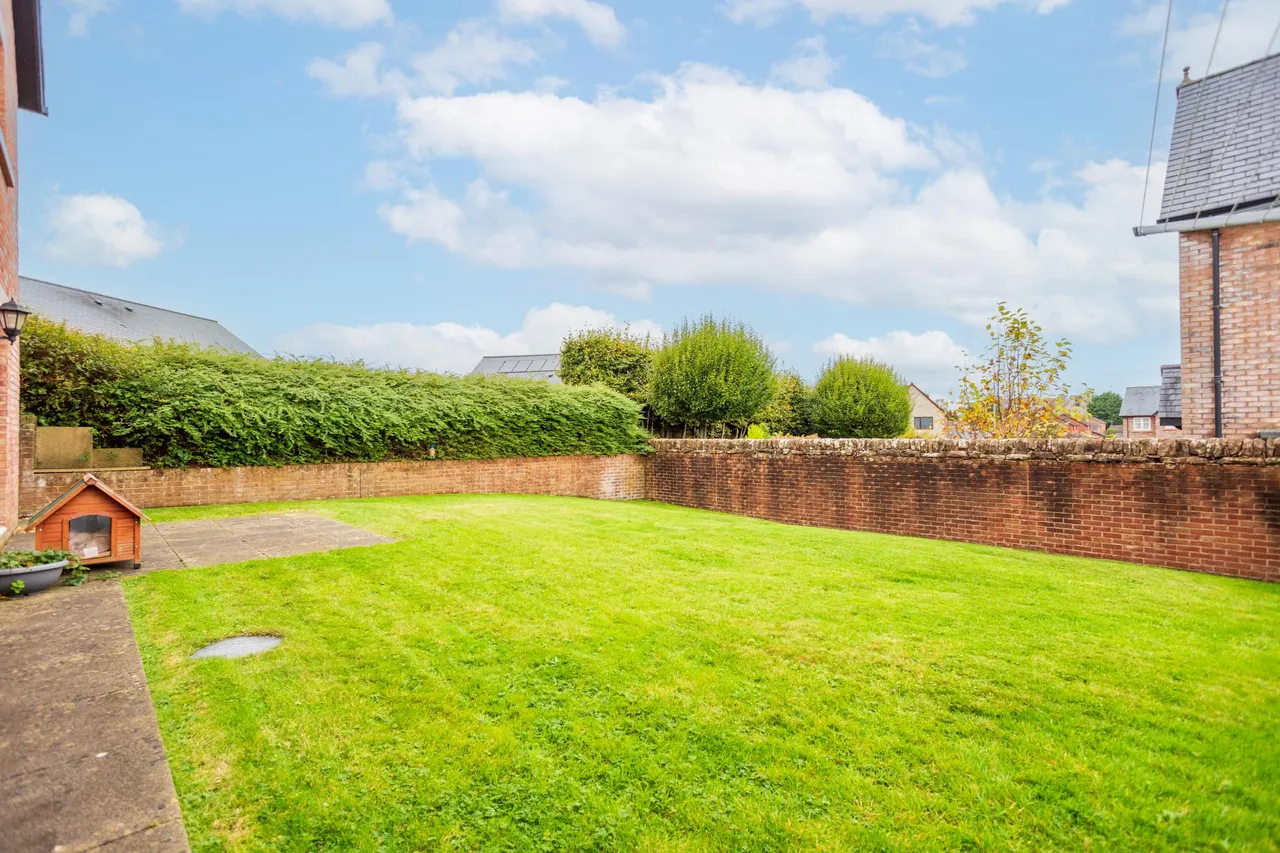 Carlyle Drive, Dumfries, DG1, photo 39