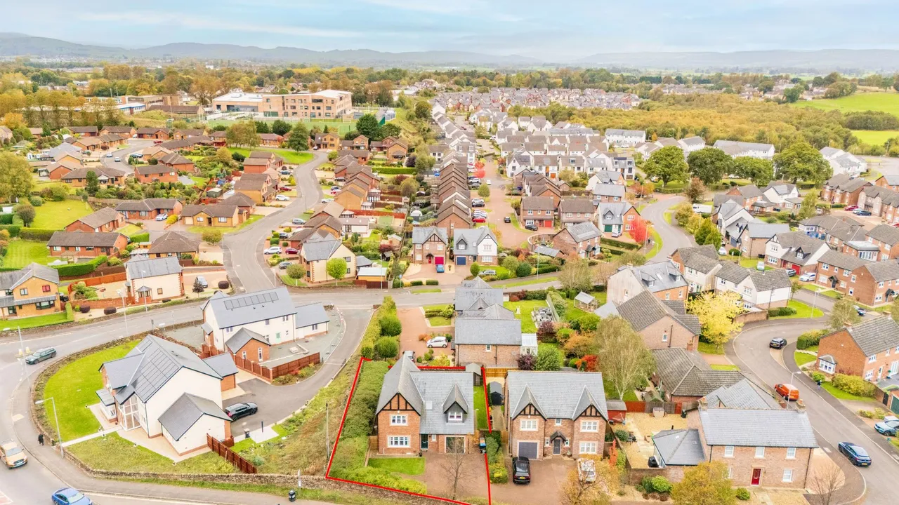Carlyle Drive, Dumfries, DG1, photo 45