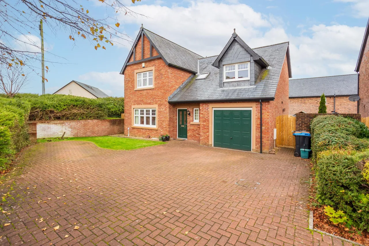Carlyle Drive, Dumfries, DG1, photo 43