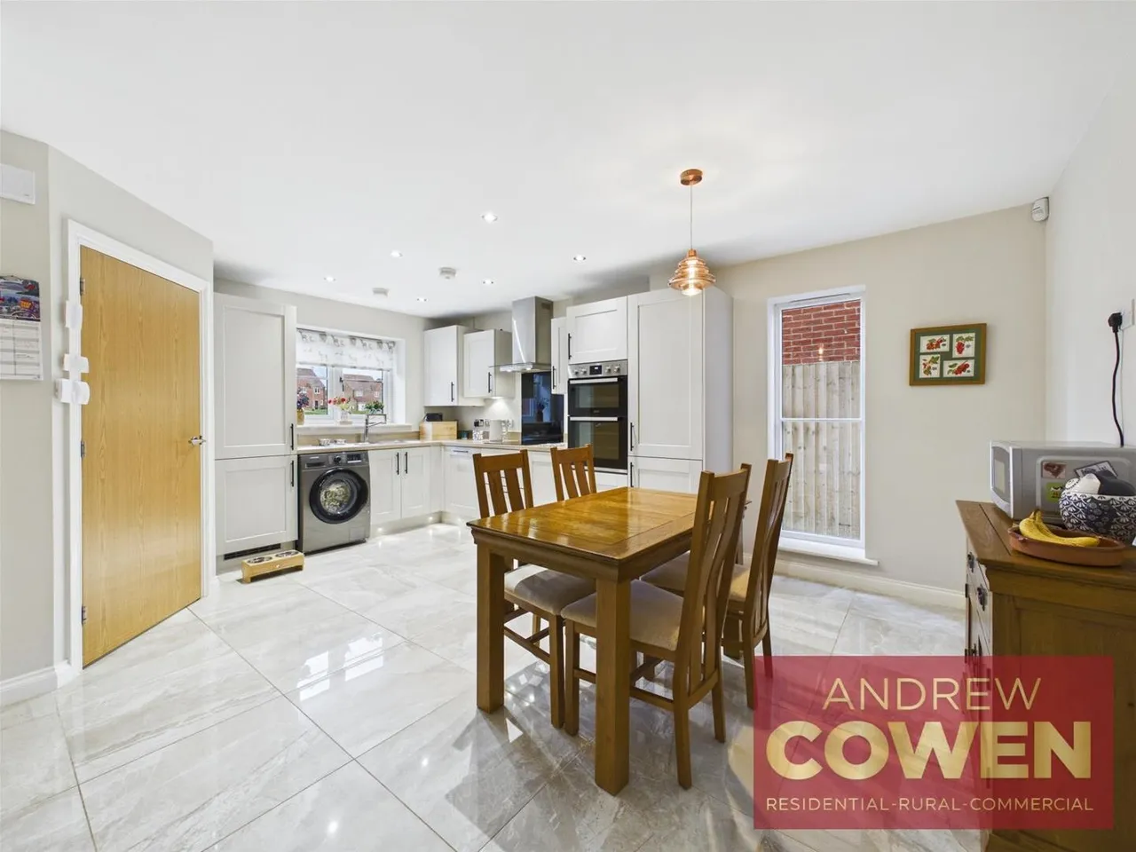 Bilberry Avenue, Eastfield, YO11, photo 3