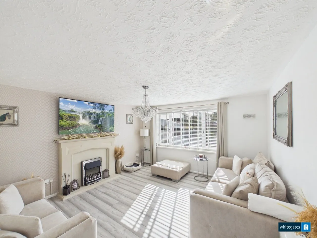 Ffordd Pentre, Johnstown, LL14, photo 4