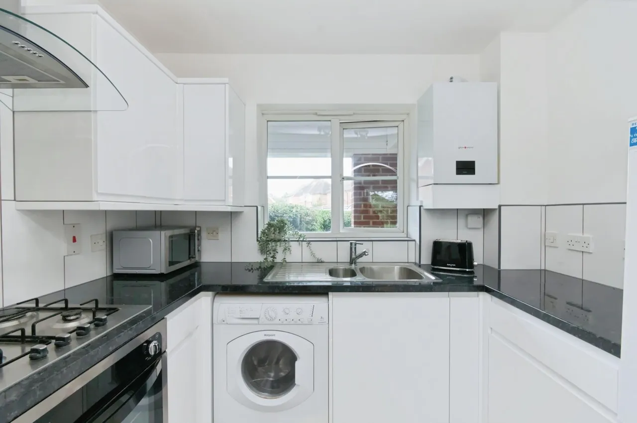 Winchelsea Road, Eastbourne, BN22, photo 13
