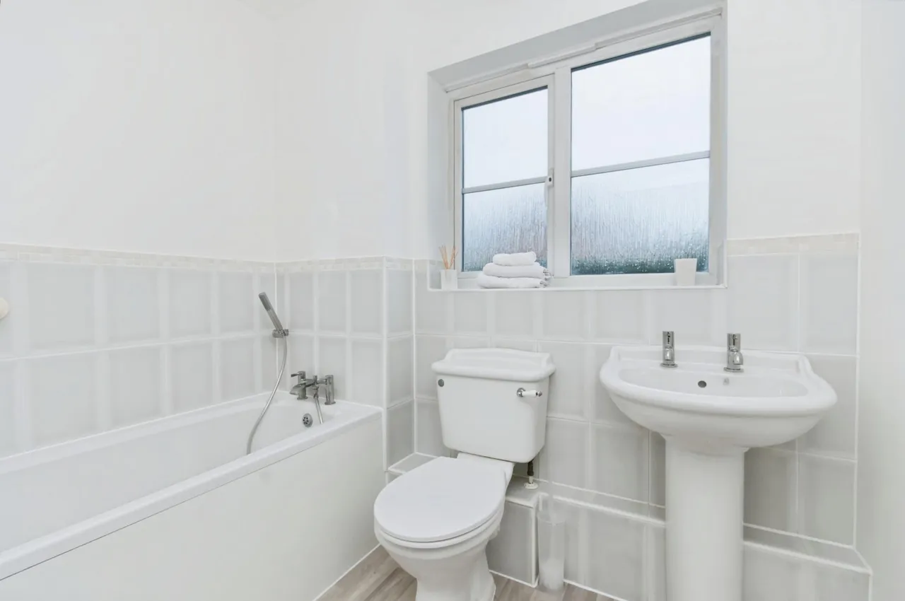 Winchelsea Road, Eastbourne, BN22, photo 16