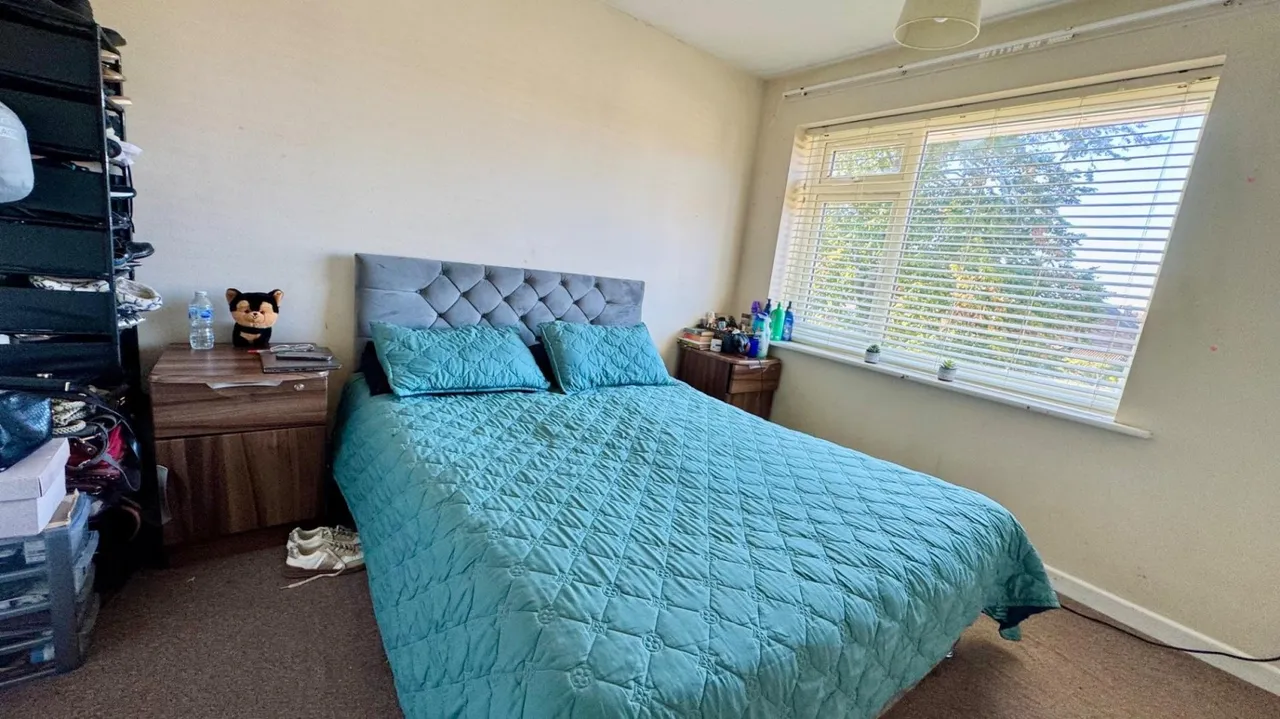 Avon Court, Netley Abbey, SO31, photo 8