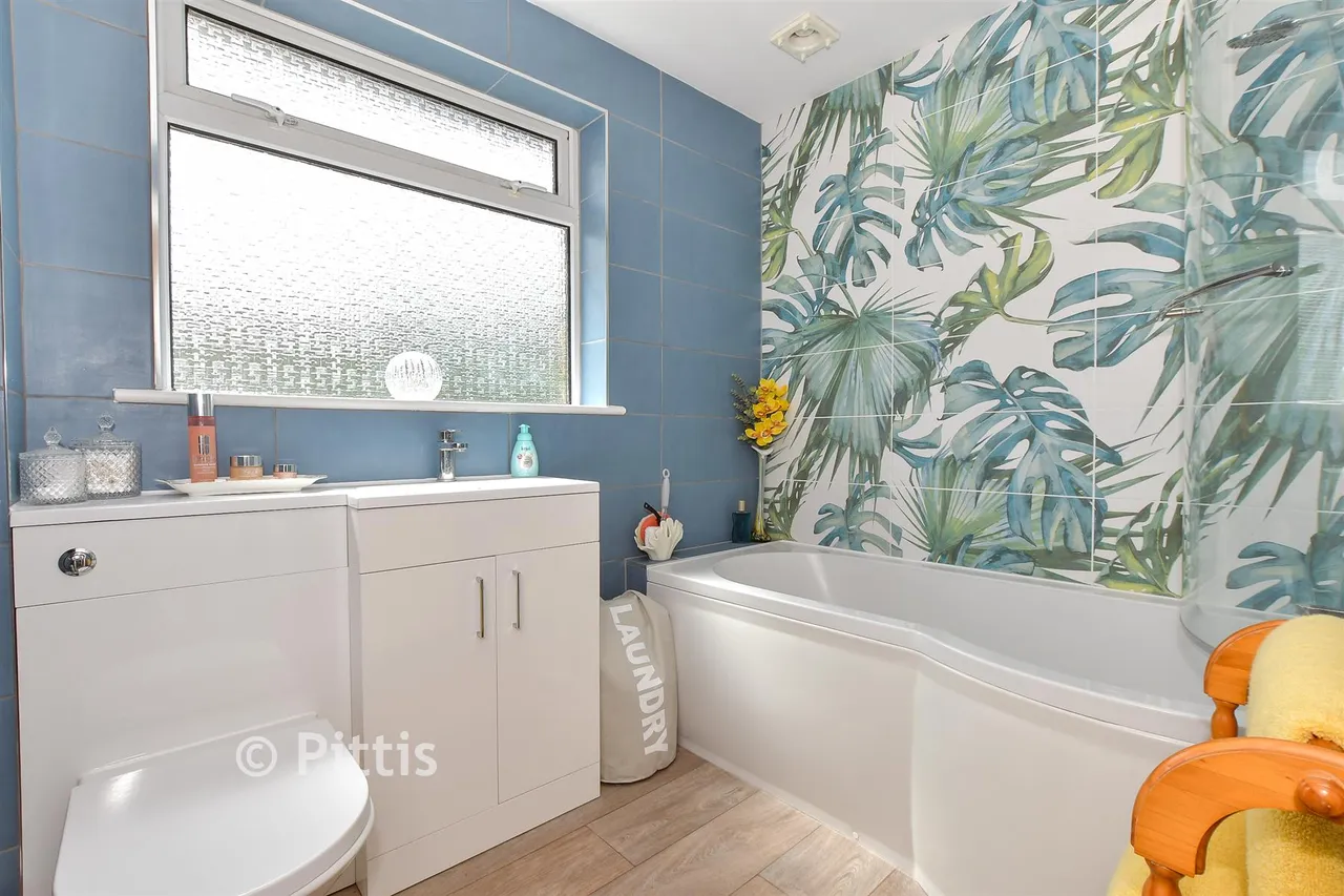 West Street, Ventnor, PO38, photo 10