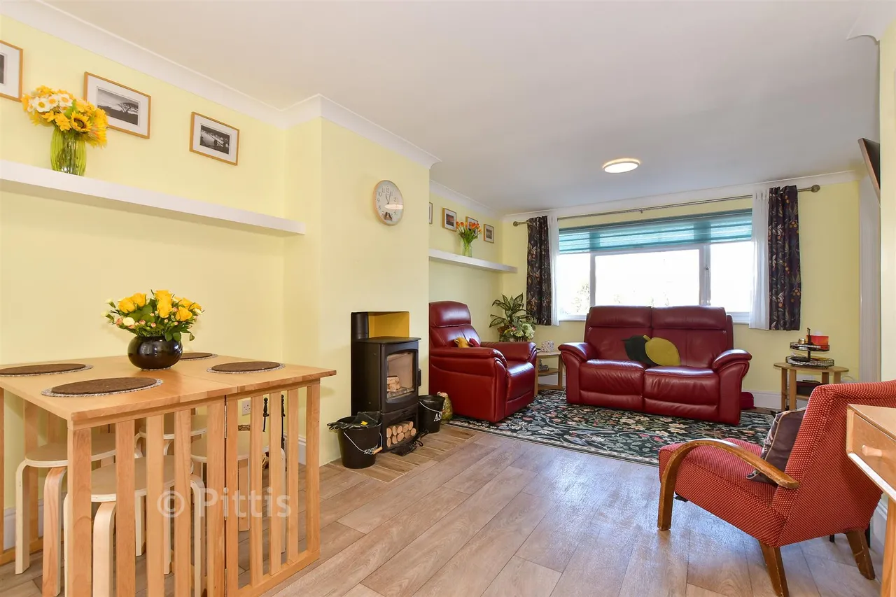 West Street, Ventnor, PO38, photo 3