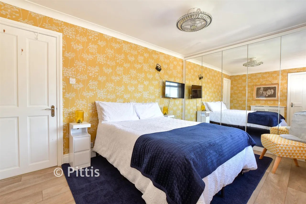 West Street, Ventnor, PO38, photo 8