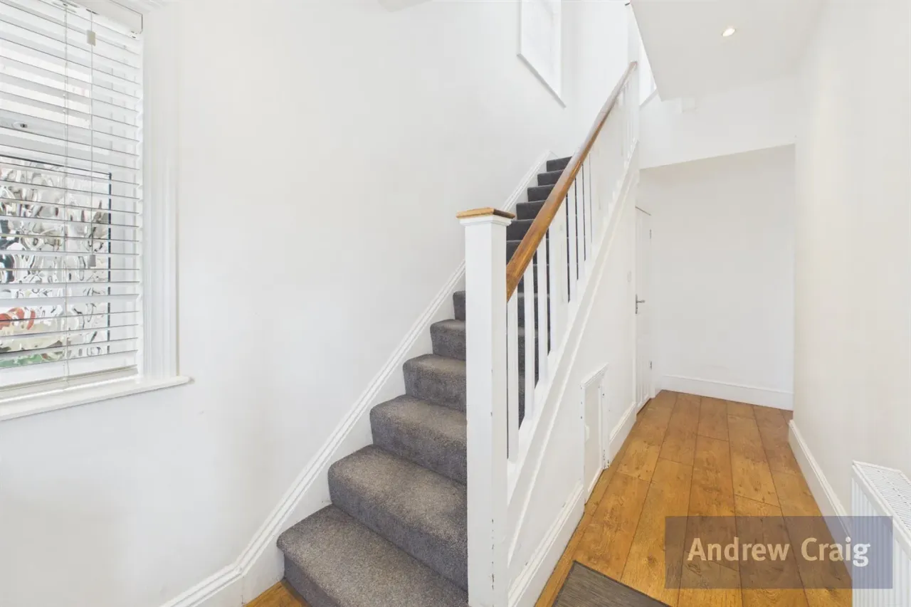 Tudor Grove, Humbledon, SR3, photo 6