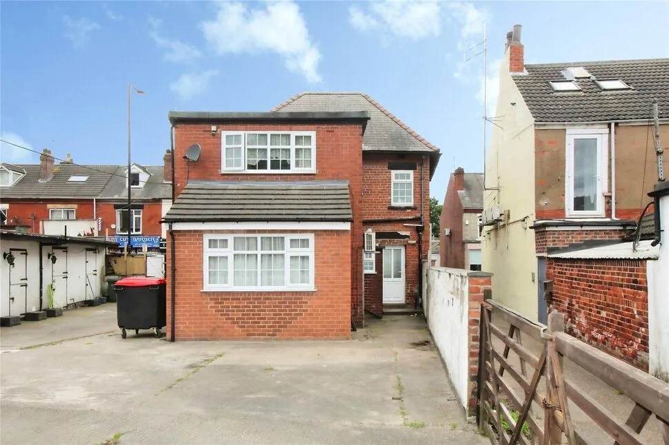High Street, Bentley, South Yorkshire, DN5, photo 6