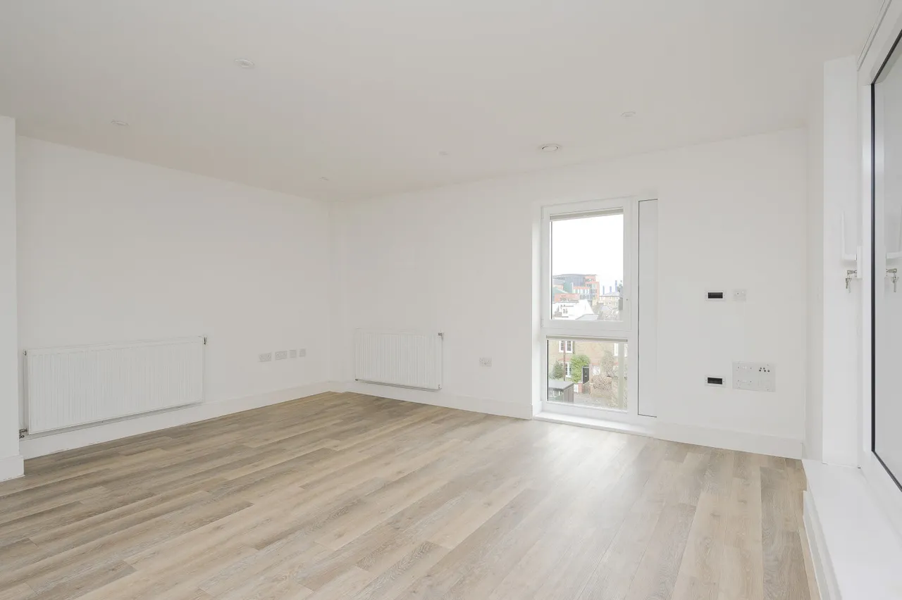 Hartfield Road, London, SW19, photo 2