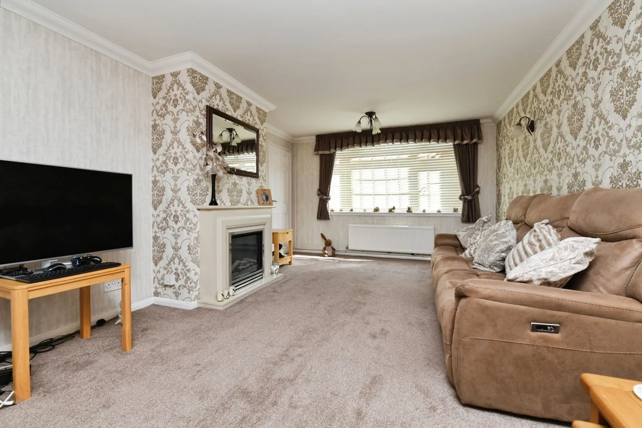 Matching Green, Basildon, Essex, SS14, photo 6