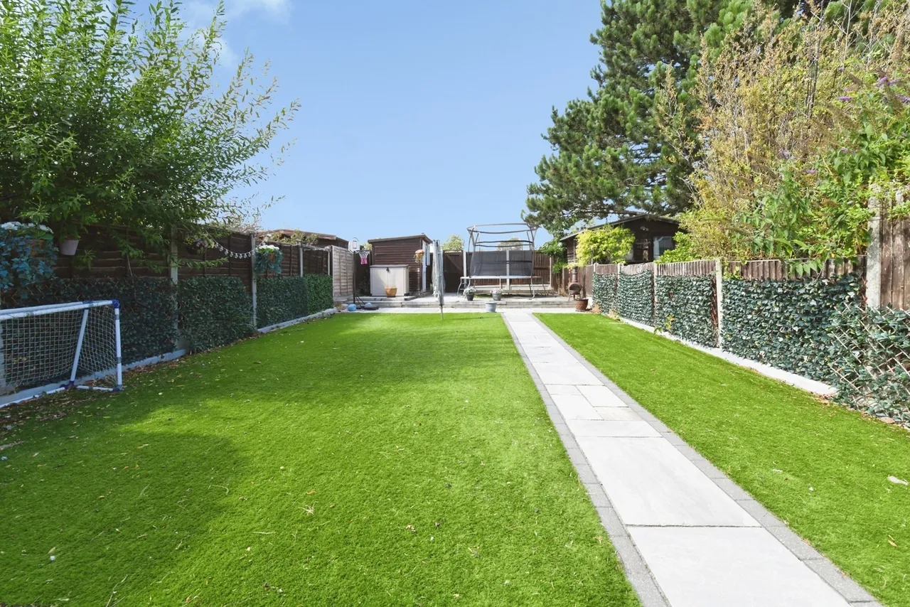 Matching Green, Basildon, Essex, SS14, photo 4