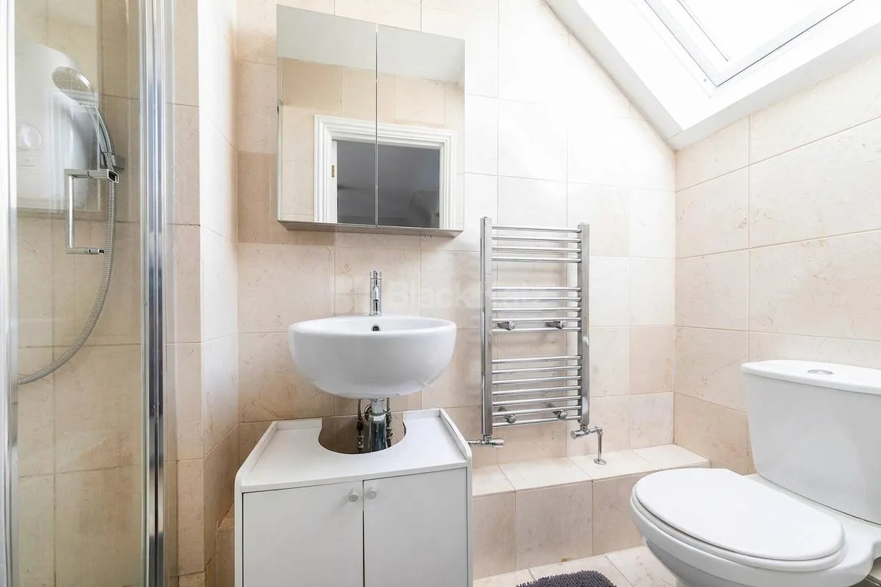 Newsholme Drive, Winchmore hill, N21, photo 4