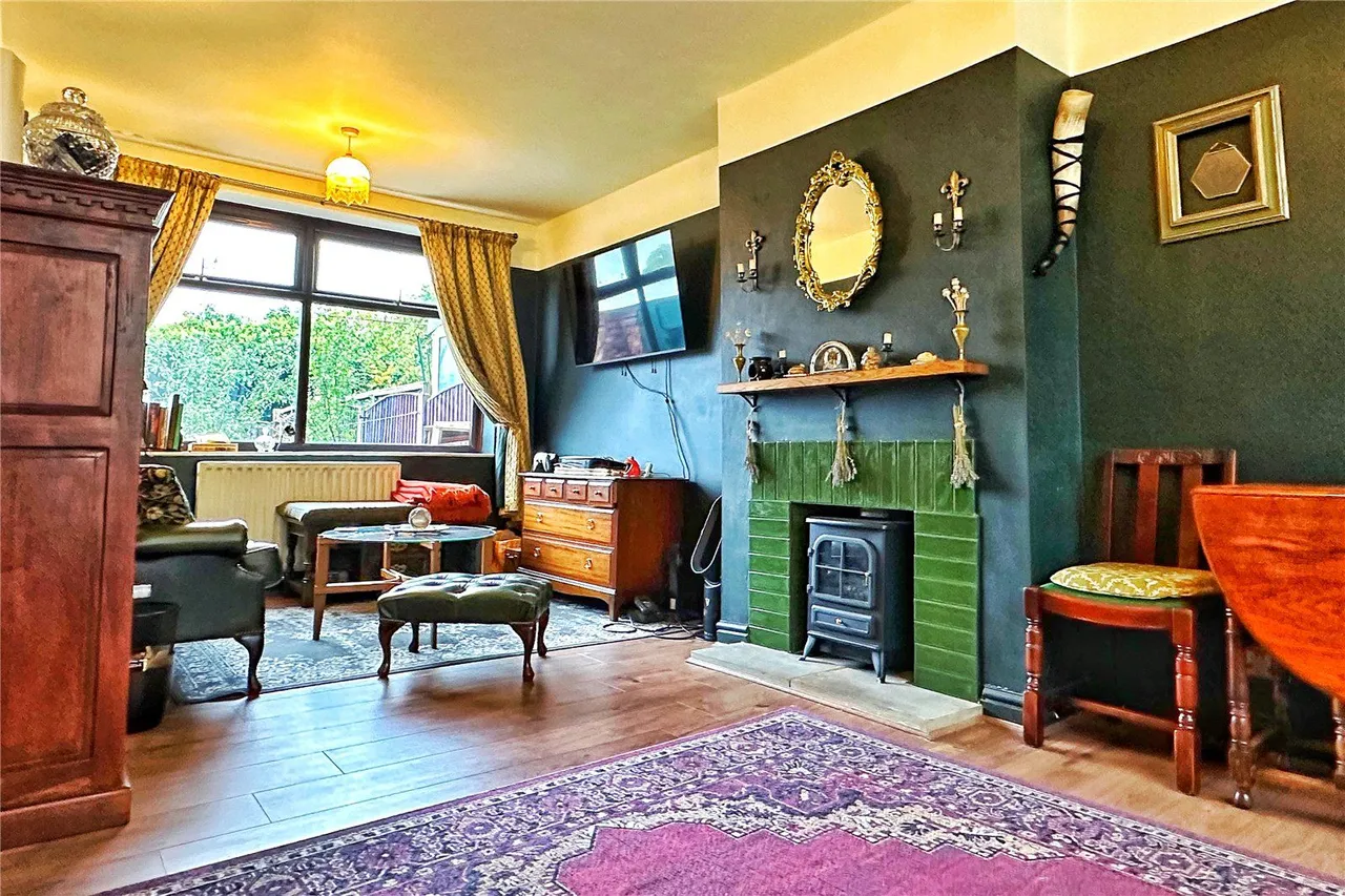 Stockport Road, Denton, M34, photo 5