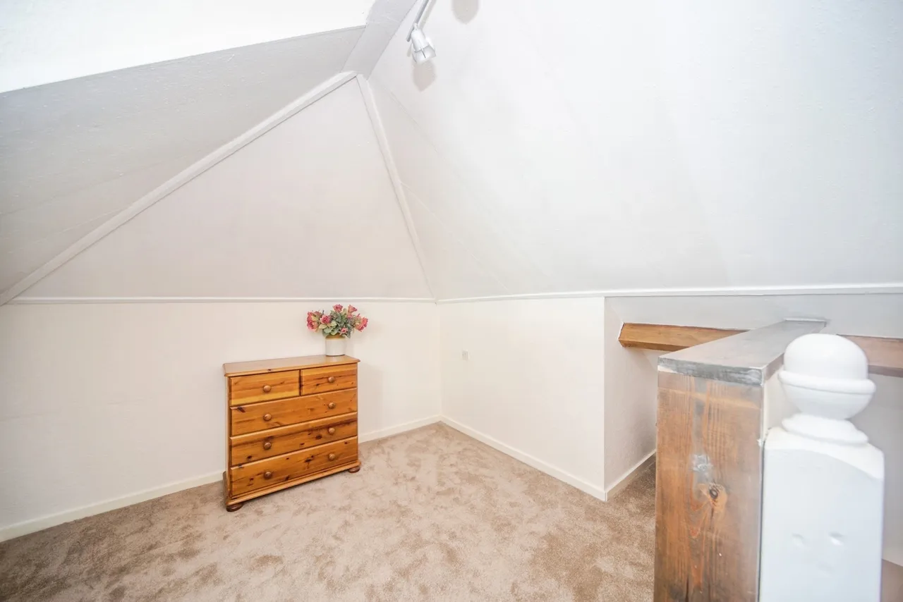 Test Lane, Redbridge, SO16, photo 20