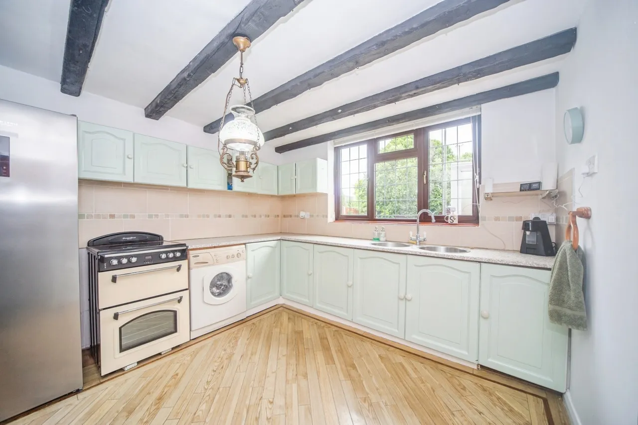 Test Lane, Redbridge, SO16, photo 9