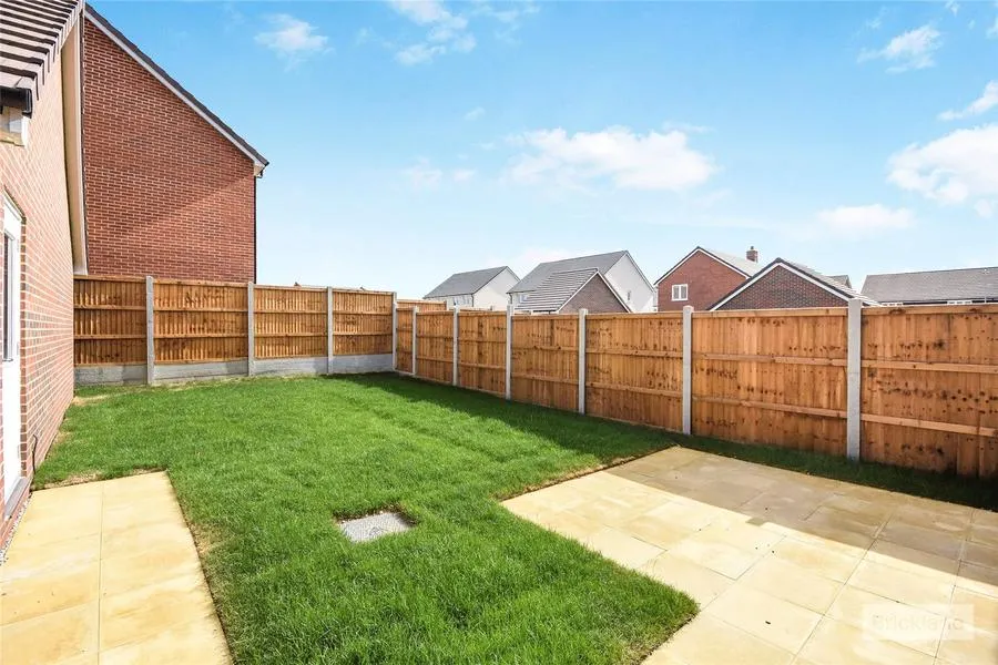 Moors Field Drive, Little Dunmow, CM6, photo 10