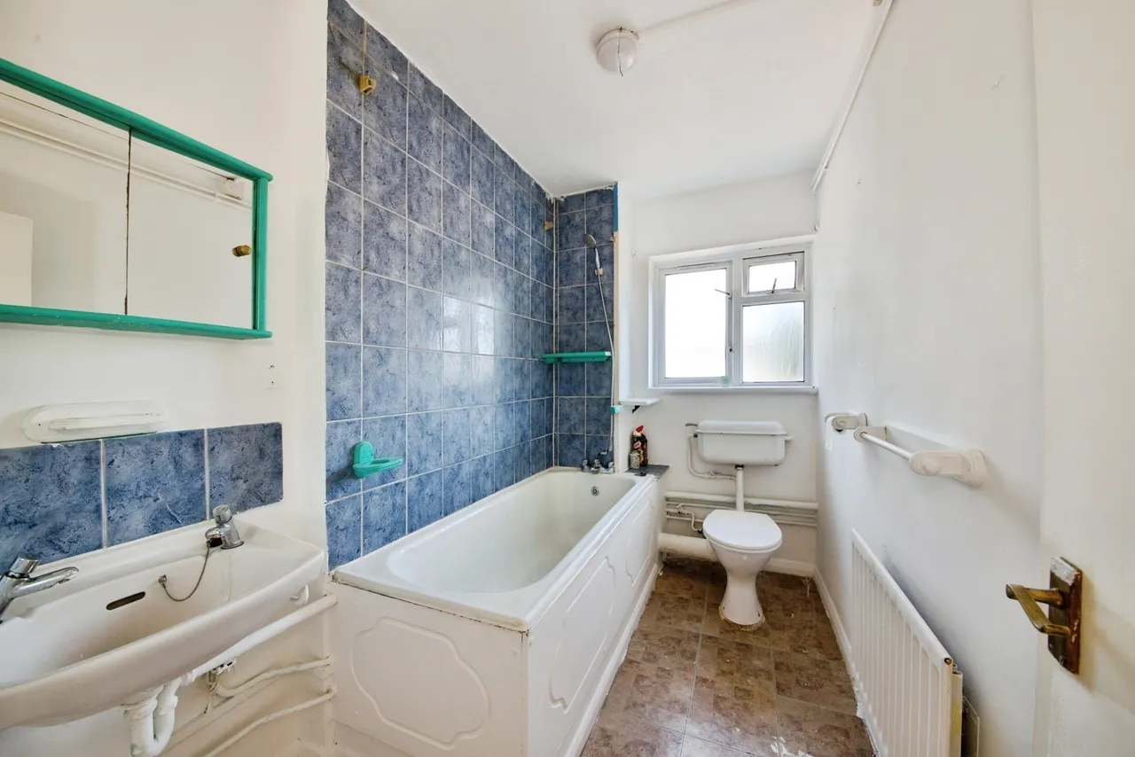 Padnall Road, Essex, RM6, photo 6