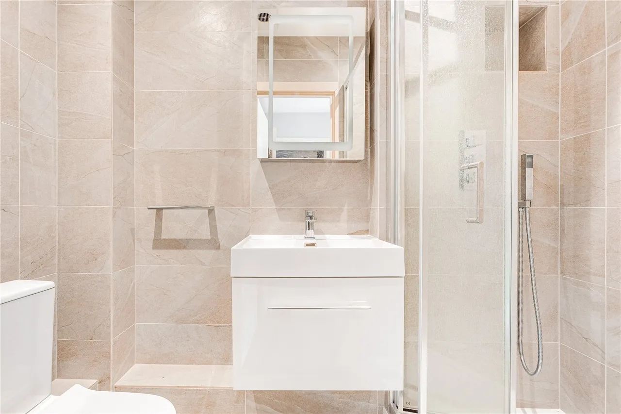 Mill Pond Close, London, SW8, photo 4