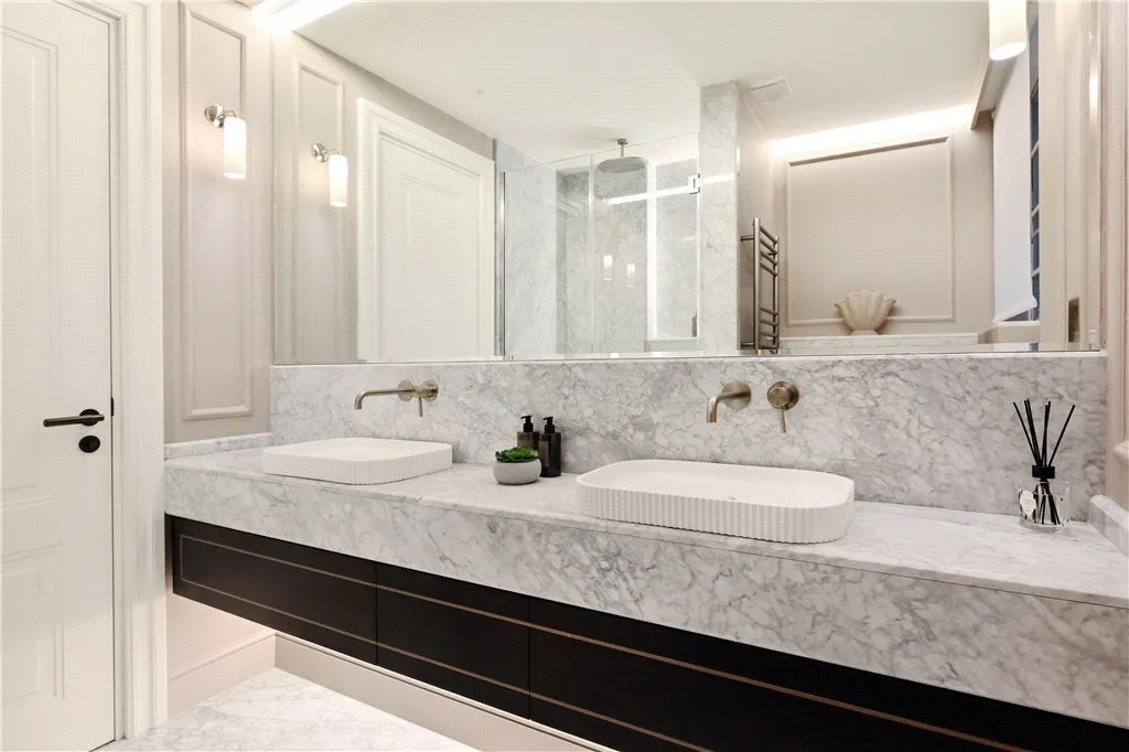 Portman Square, Marylebone, W1H, photo 13
