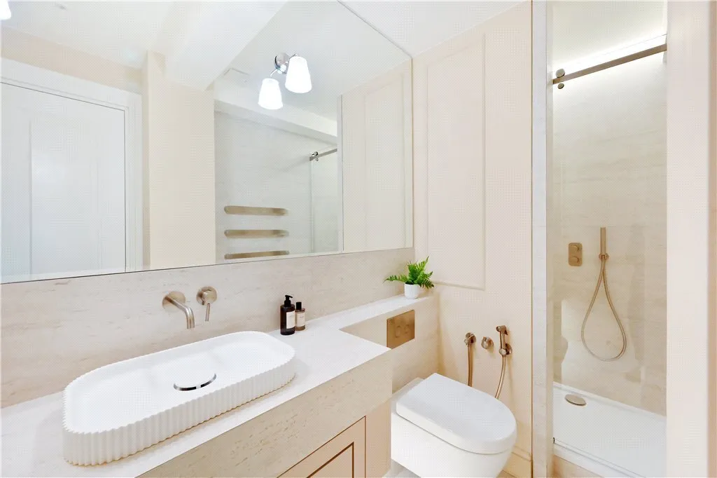 Portman Square, Marylebone, W1H, photo 9