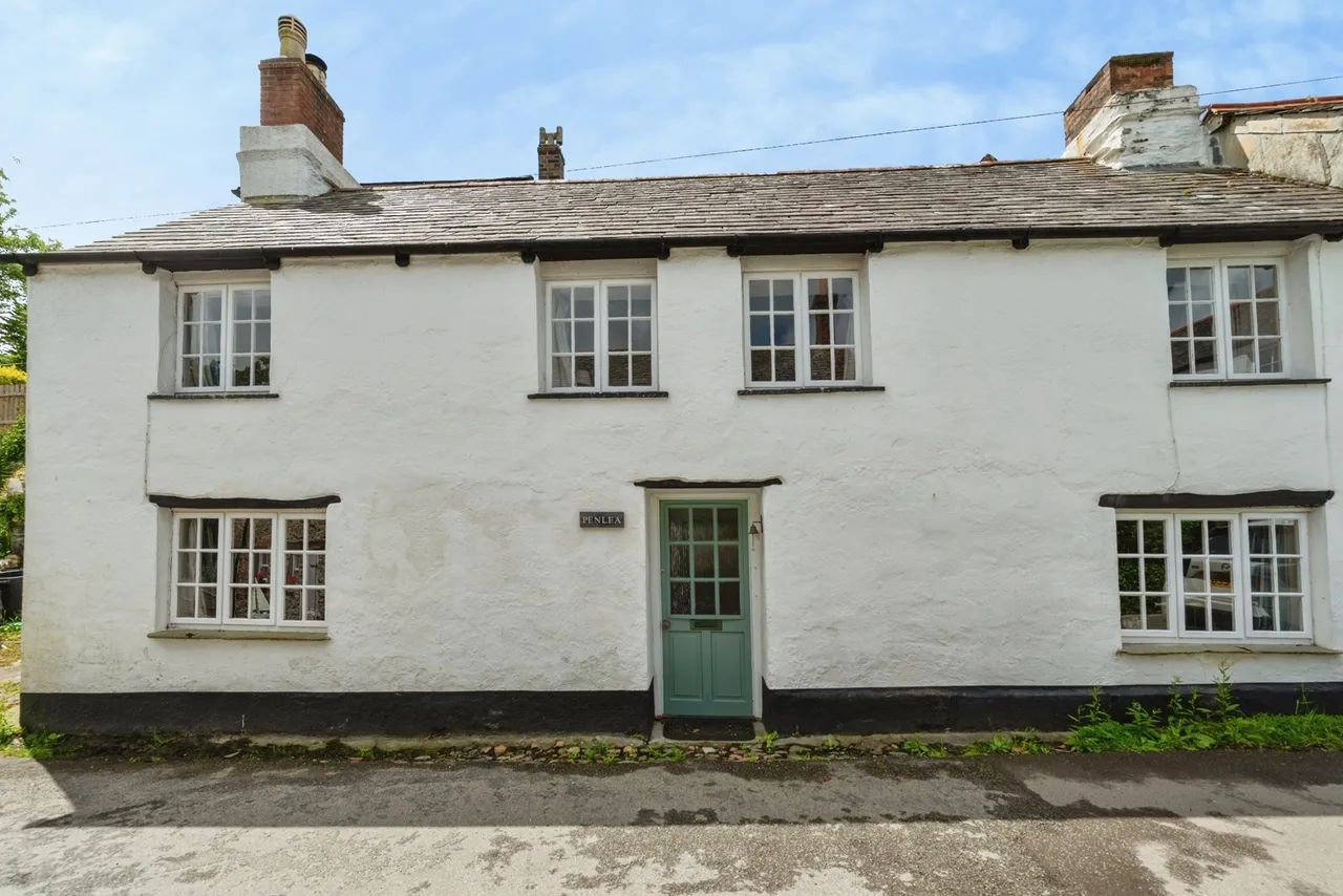 4 bed house for sale, Dunn Street, Boscastle, PL35
