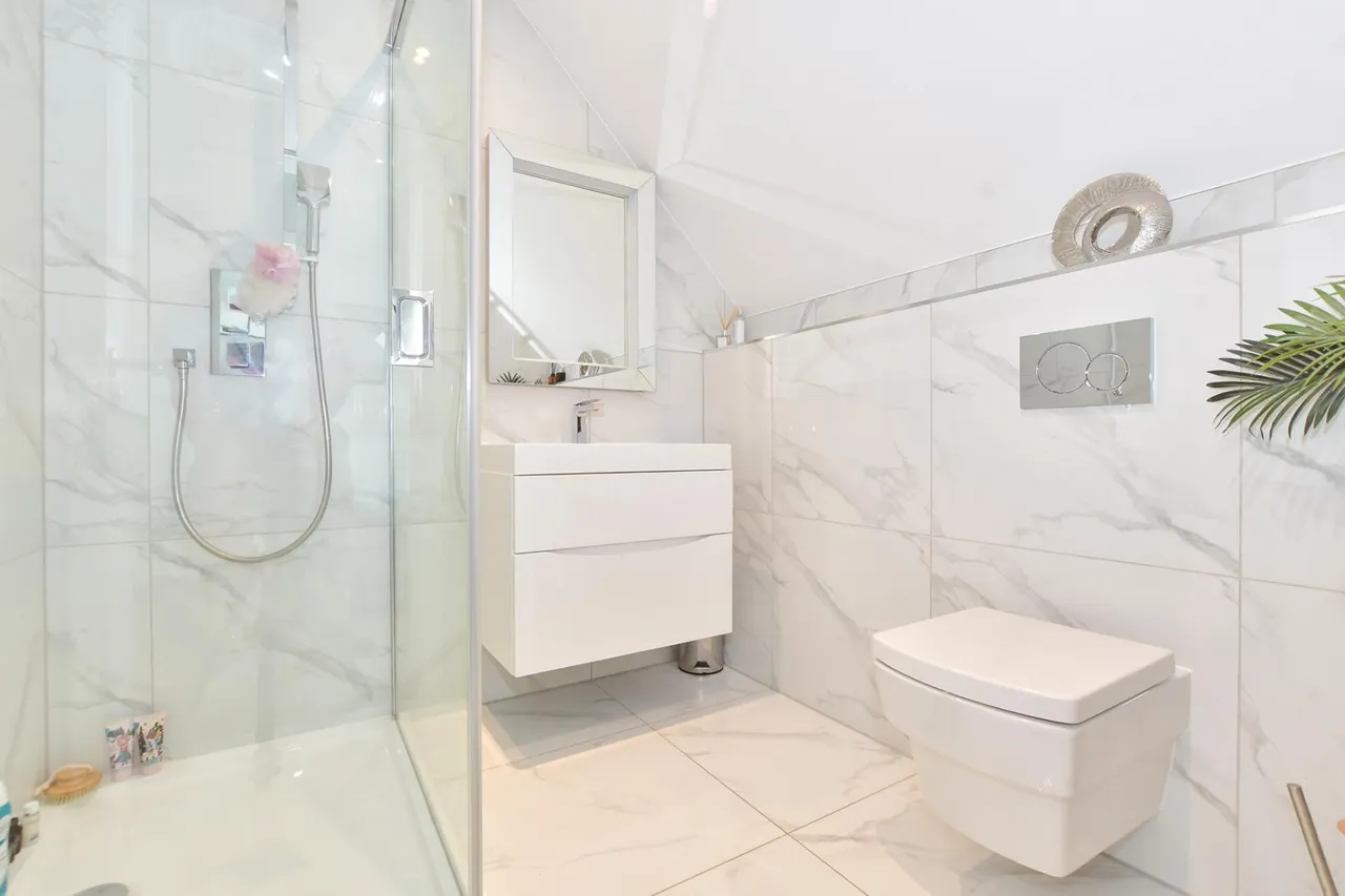 Windmill Close, Hawkinge, CT18, photo 10