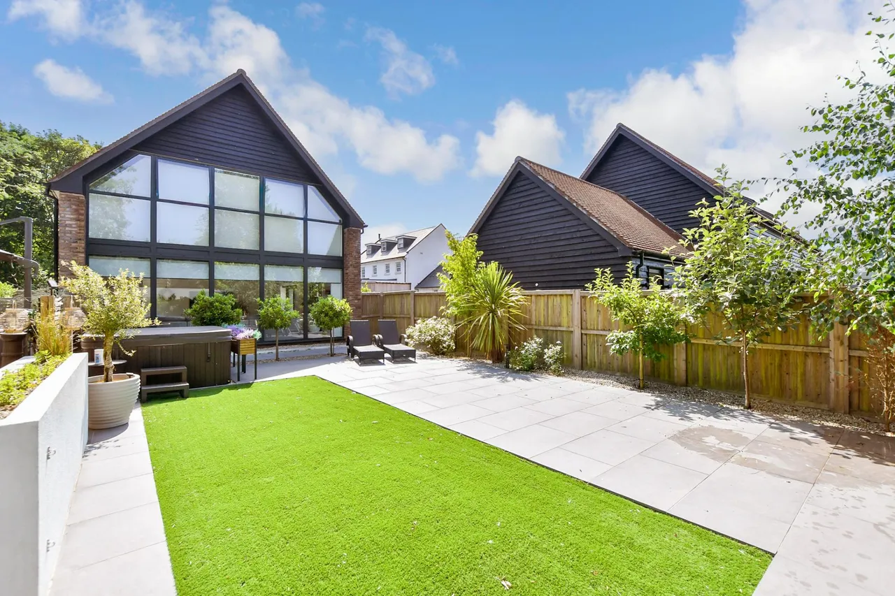 Windmill Close, Hawkinge, CT18, photo 15