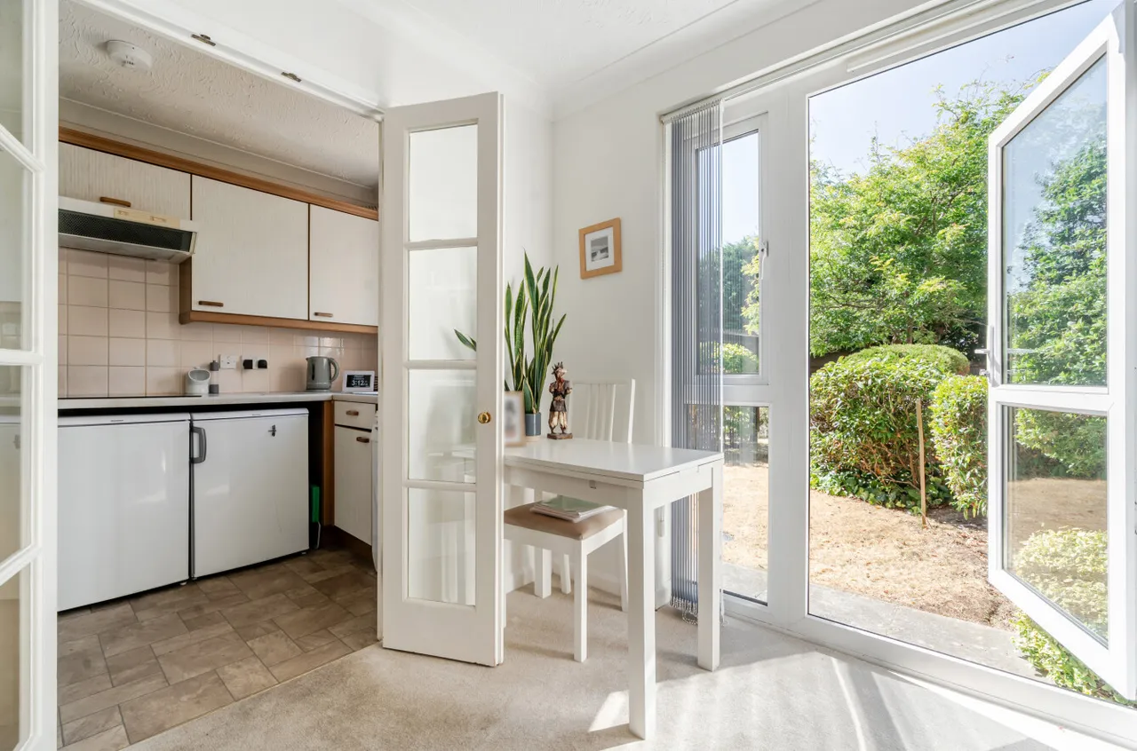 Wakehurst Place, Rustington, BN16, photo 3