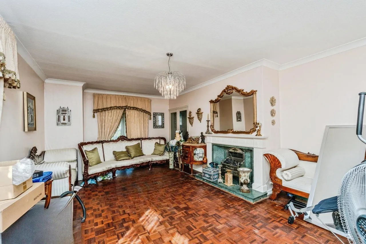 Rydal Drive, Hale Barns, Altrincham, WA15, photo 4