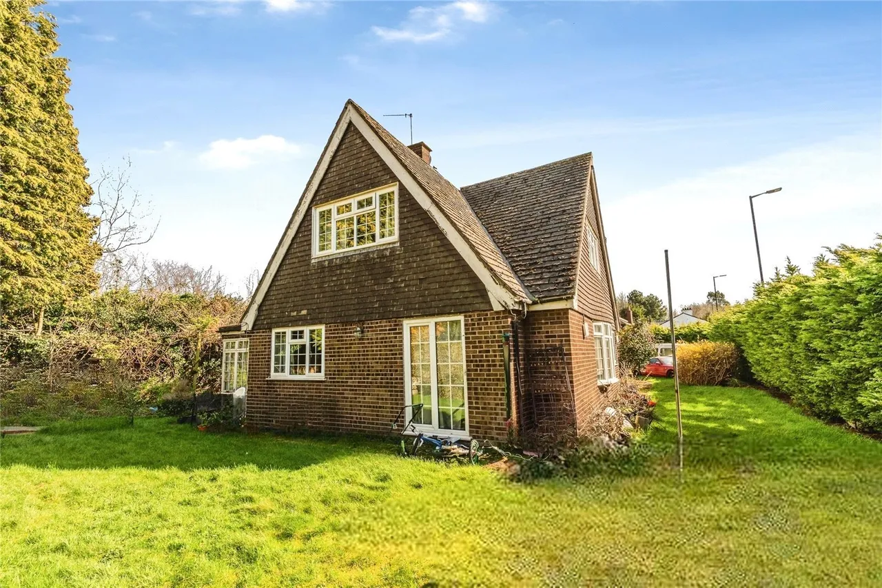 4 bed house for sale — Rydal Drive, Hale Barns, Altrincham, WA15