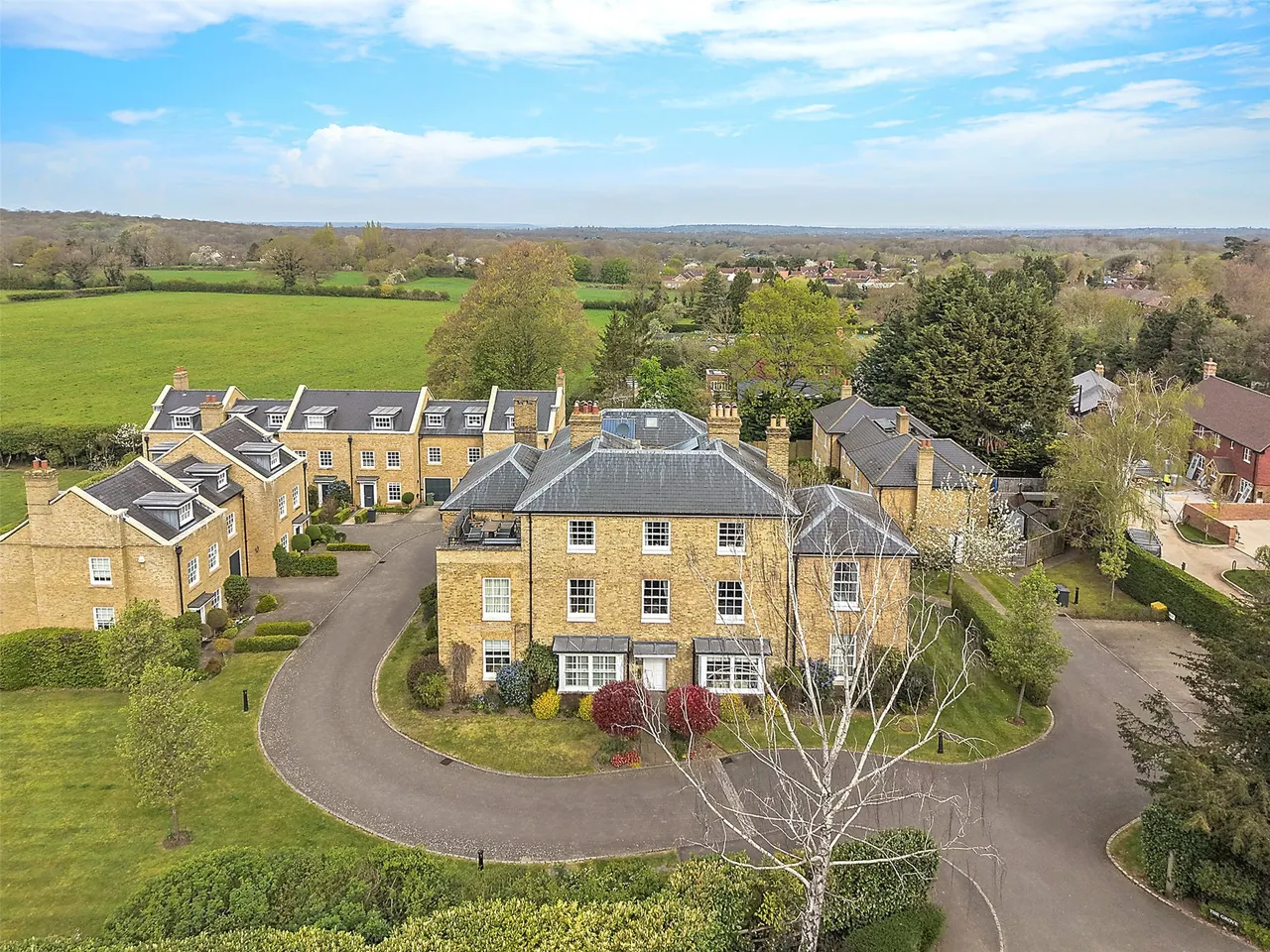 1 bed property for sale, The Grove, Effingham, KT24